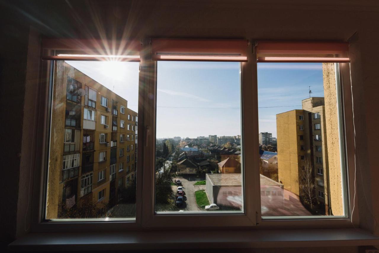 2 Найкраще Розташування В Місті Нова Квартира В Центрі Oezjhorod Buitenkant foto